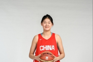 带伤坚持作战!孙晗昀21中8拿到16分4篮板 三分6中0