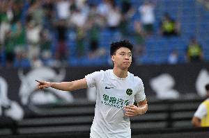 罗斯:王钰栋具备顶级锋线的天赋,不会把他锁死在某个固定区域