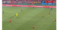 铁人1-0领先申花!热菲尼奥反越位单刀破门