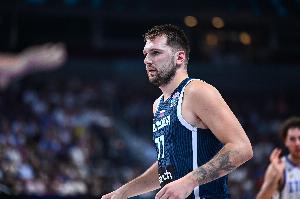 劲球直播_足球赛事直播_篮球赛事直播_NBA|CBA|英超直播
