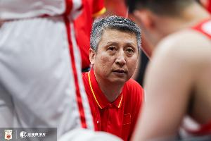 记者:中国男篮的一些细节执行和犯规控制 还可以做得更好