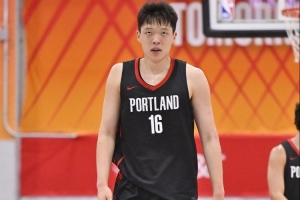 队记:青岛完成杨瀚森的预注册 但所有人都盼他能在NBA打出一片天