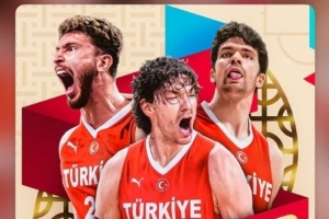 世界杯见!申京社媒转发土耳其晋级海报 自己也在封面上