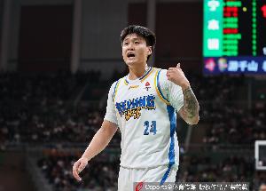 媒体人:赵睿今夏减重20斤 国家队非常需要他这种突投结合的球员