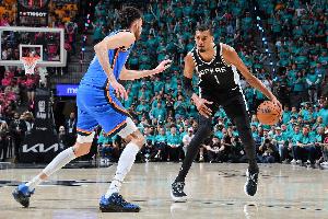 劲球直播-足球赛事直播-篮球赛事直播-NBA|CBA|英超直播