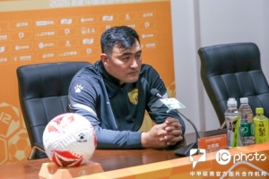 杨林:球队还欠缺能力和运气,接下来主要任务仍是继续为保级而战